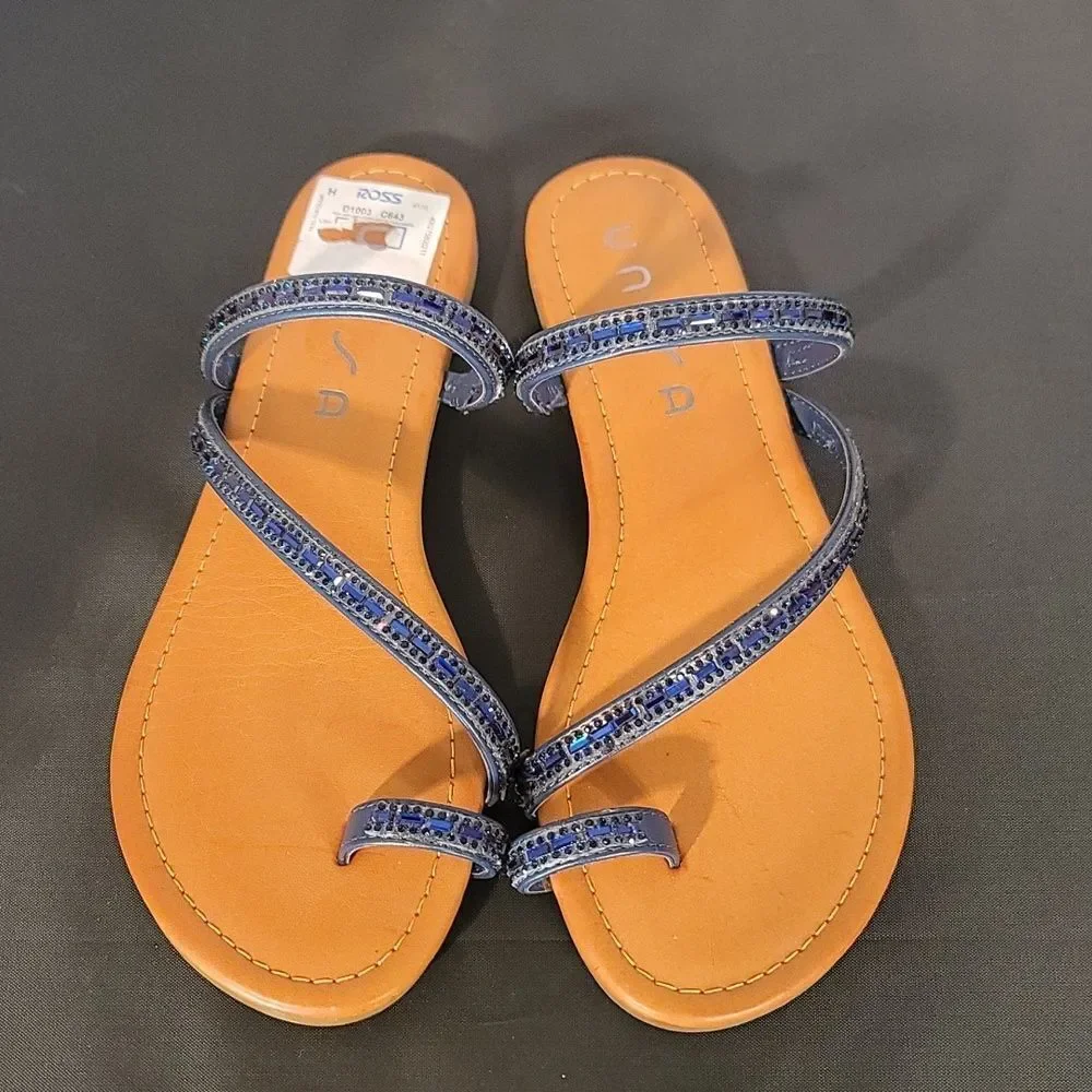 BRAND NEW UNISA UNDERLIAH-R GLASS STONE DOUBLE STRAP OPEN TOE SANDAL